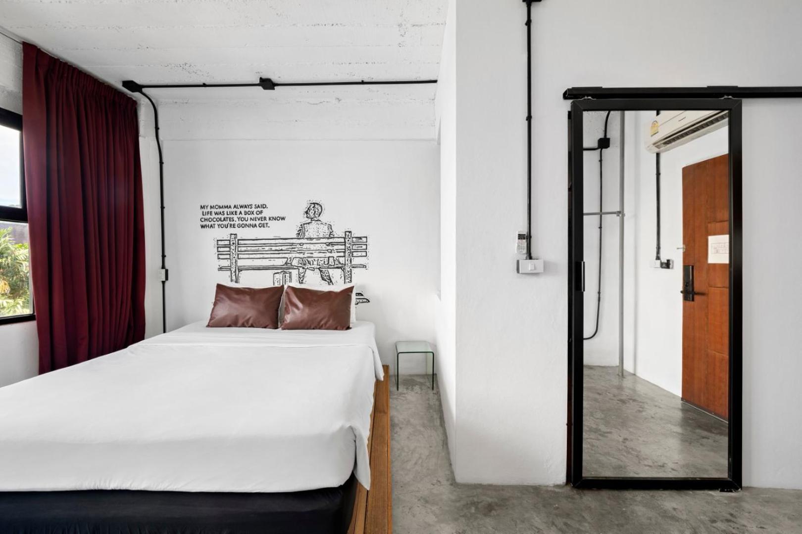 Quip Bed & Breakfast Phuket Esterno foto