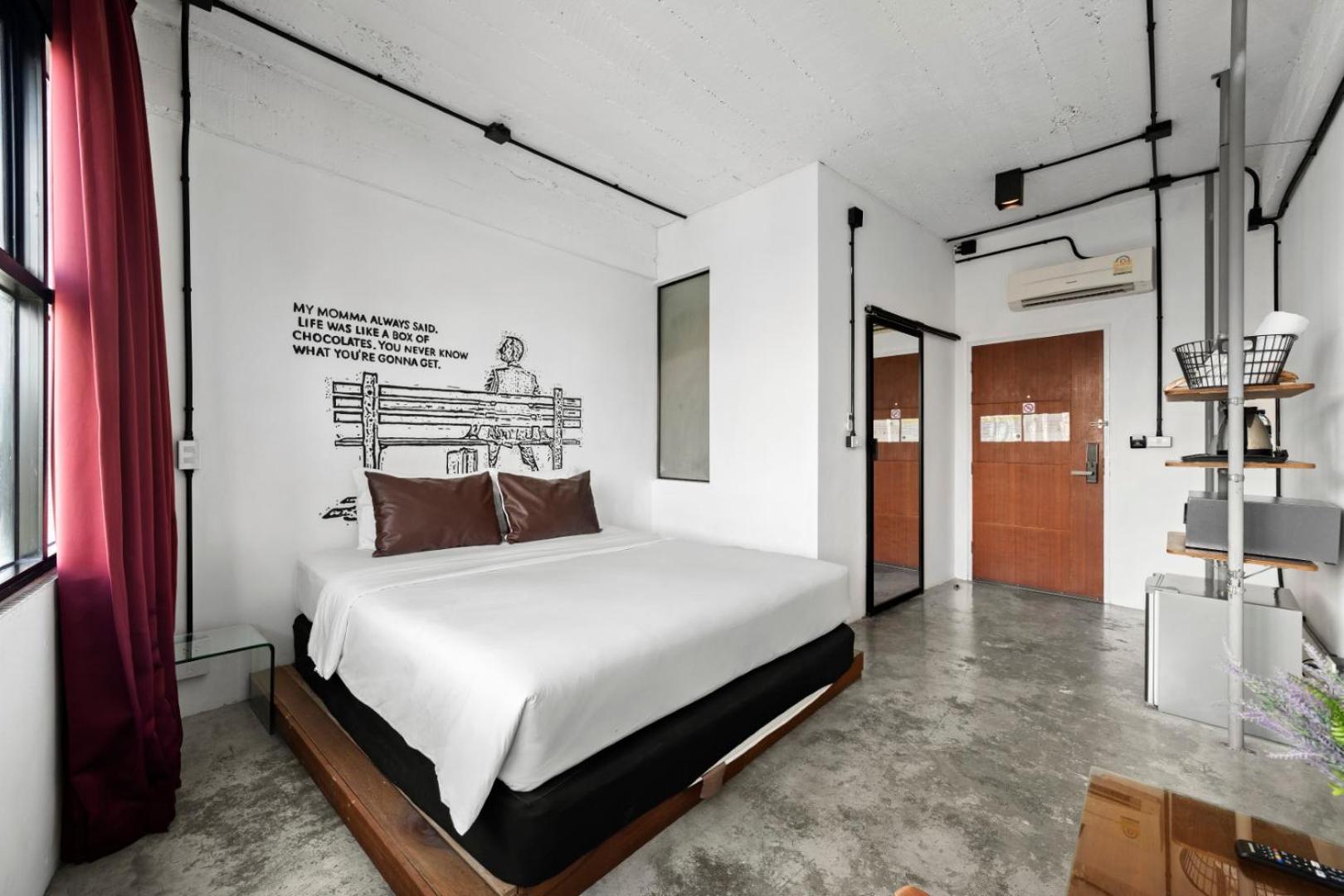 Quip Bed & Breakfast Phuket Esterno foto