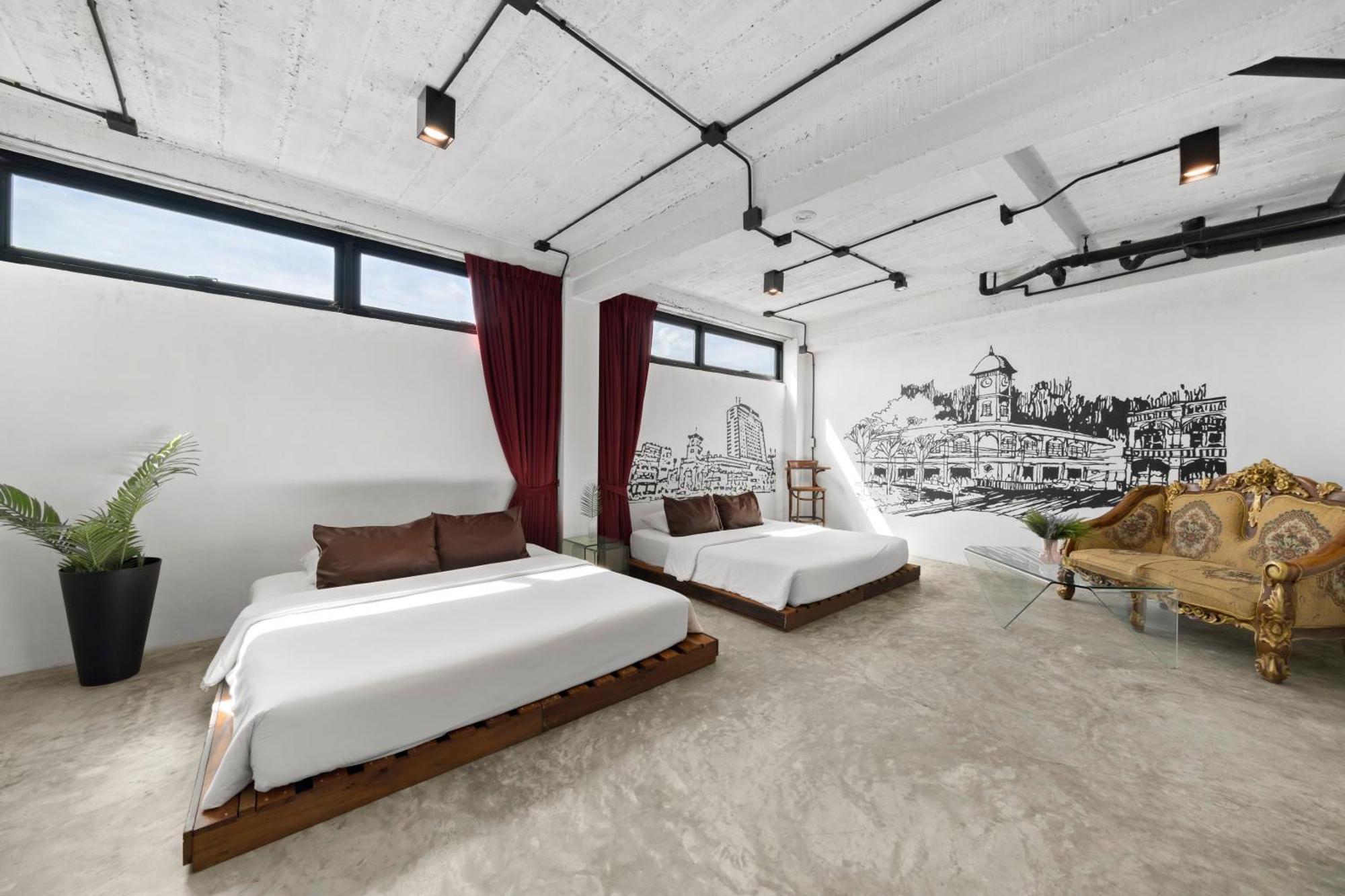 Quip Bed & Breakfast Phuket Esterno foto