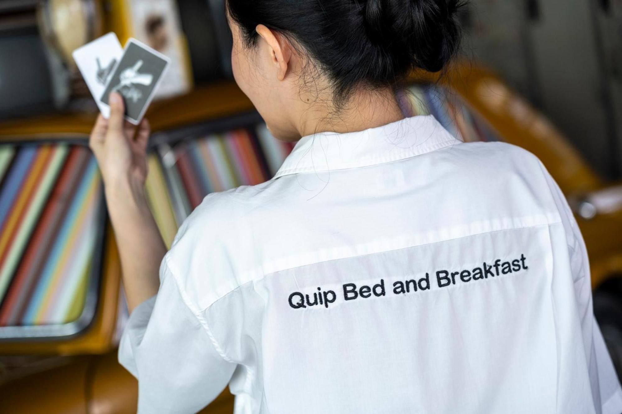 Quip Bed & Breakfast Phuket Esterno foto