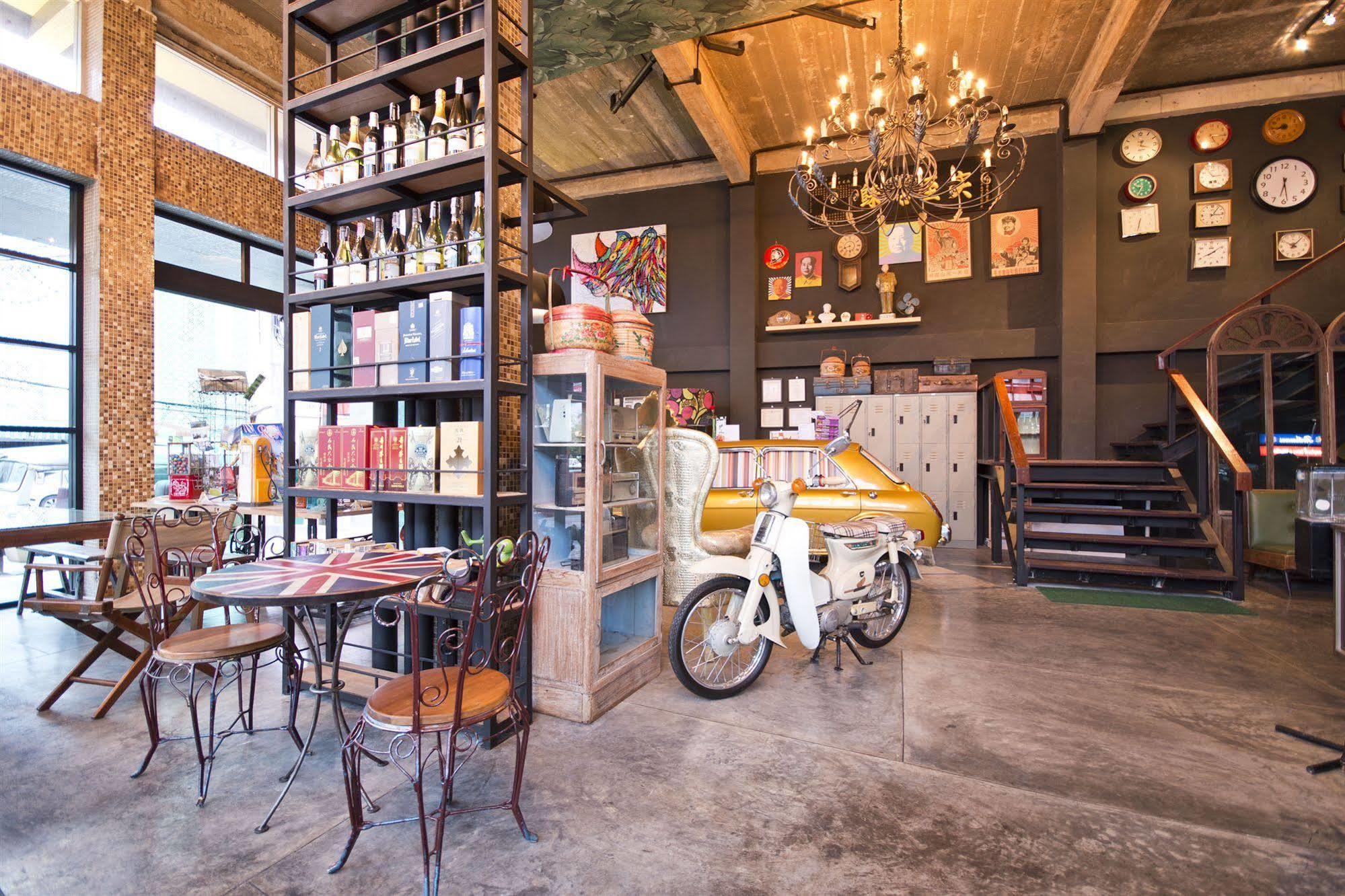 Quip Bed & Breakfast Phuket Esterno foto